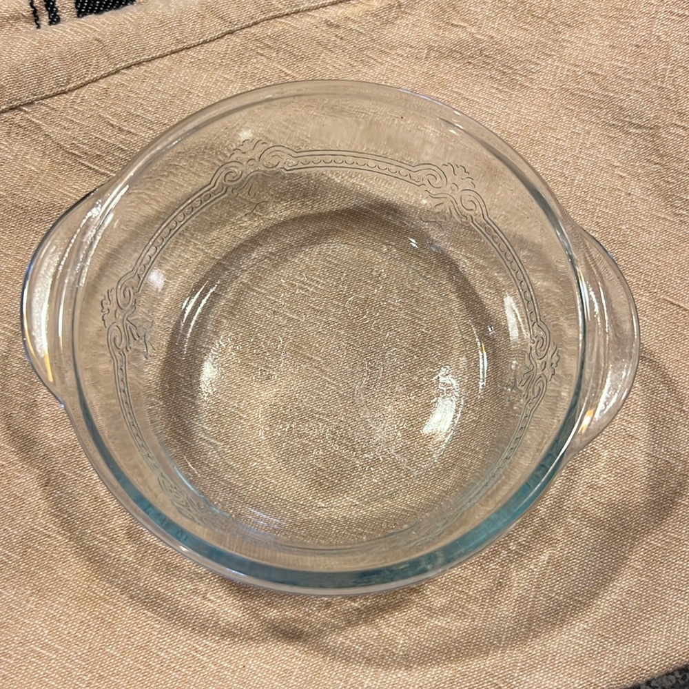 Vintage sapphire blue glass bowl. Fire King Philbe